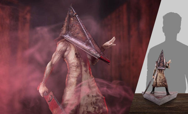 Someone Bought The Silent Hill.com Domain To Post A Photo Of Pyramid Head  Showing He's 9ft Tall