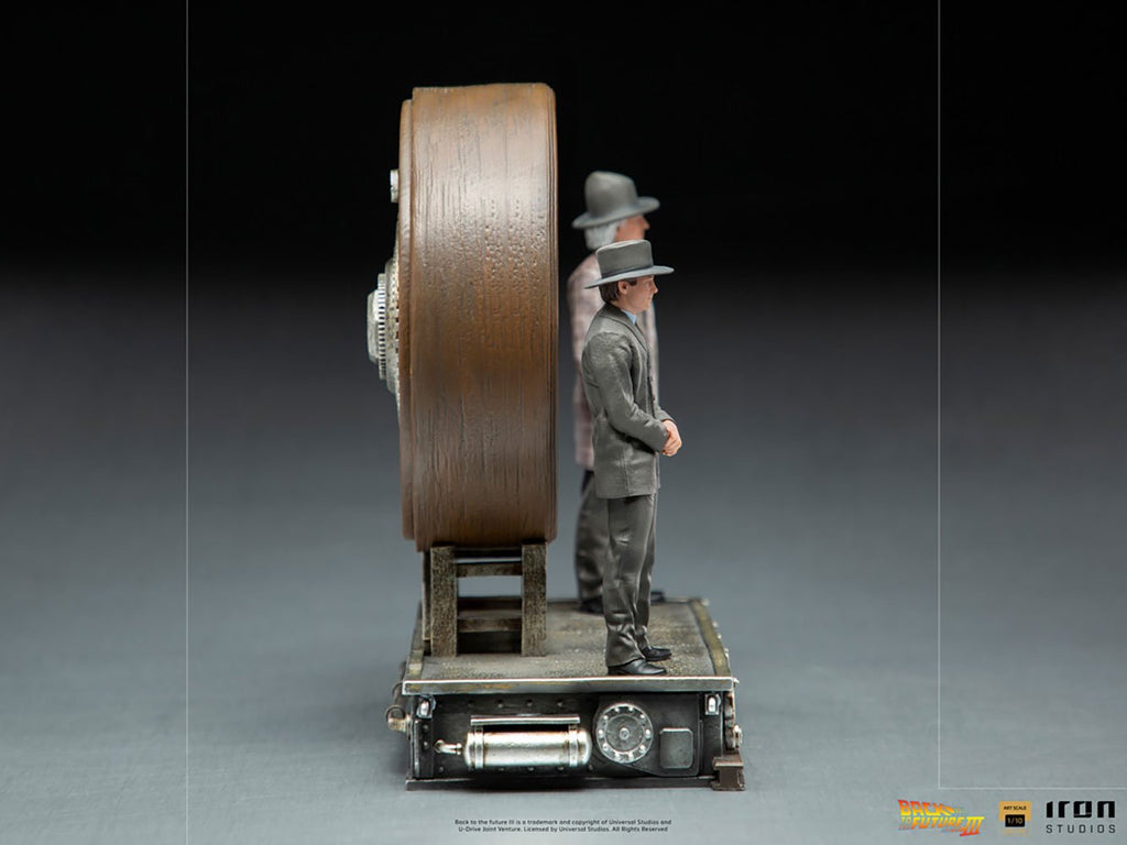 Retour vers le Futur III Statuette 1/10 Deluxe Art Scale Marty and Doc at  the Clock 30 cm - La Boutique du Sorcier