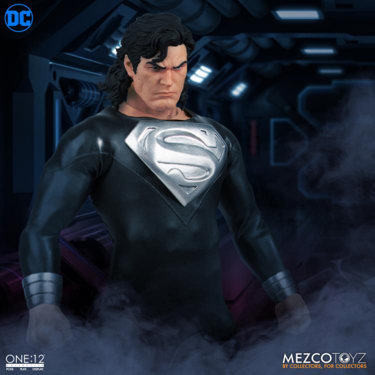 Mezco Toyz DC Comics: Superman Recovery Suit Edition One:12 Collective  Action Figure