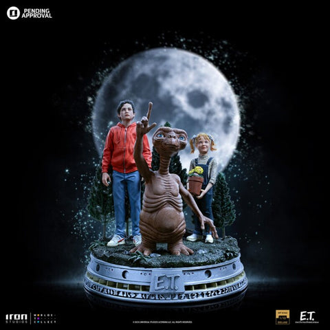 Iron Studios E.T. the Extra-Terrestrial E.T., Elliot, and Gertie Deluxe Art Scale 1/10 Statue