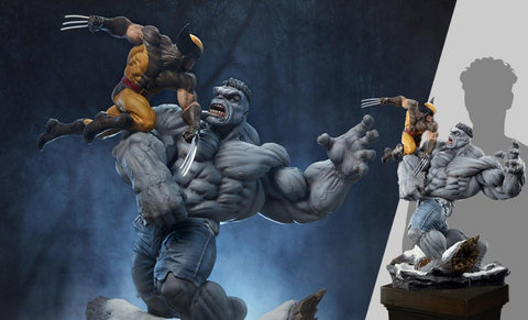 PRE-ORDER: Sideshow Collectibles Marvel Comics Grey Hulk vs Wolverine