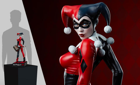 PRE-ORDER: Sideshow Collectibles DC Comics Harley Quinn Premium Format Figure