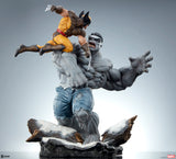 PRE-ORDER: Sideshow Collectibles Marvel Comics Grey Hulk vs Wolverine