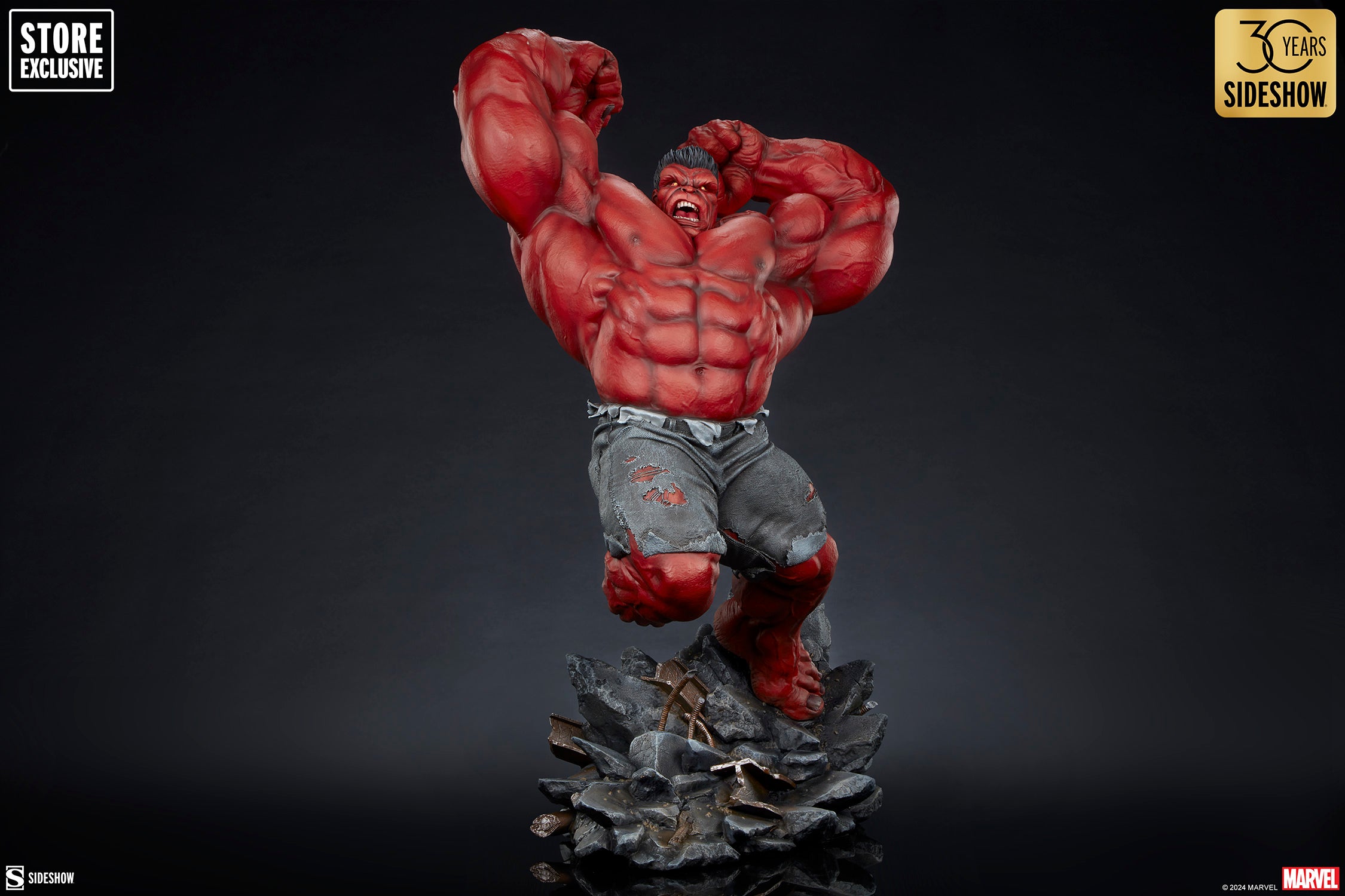 Sideshow Collectibles Marvel Red Hulk: Thunderbolt Ross Retail Exclusive  Premium Format Figure