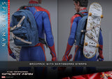 PRE - ORDER: Hot Toys The Amazing Spider - Man (Deluxe Version) Sixth Scale Figure - collectorzown