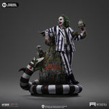 PRE - ORDER: Iron Studios Beetlejuice Beetlejuice: Beetlejuice Art Scale 1/10 Statue - collectorzown