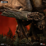 PRE - ORDER: Iron Studios Jurassic Park: T - Rex Chase 1/20 Scale Statue - collectorzown