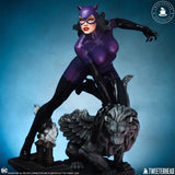 PRE - ORDER: Tweeterhead DC Comics Catwoman (Purple Edition) Exclusive Sixth Scale Maquette - collectorzown