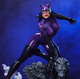 PRE - ORDER: Tweeterhead DC Comics Catwoman (Purple Edition) Exclusive Sixth Scale Maquette - collectorzown