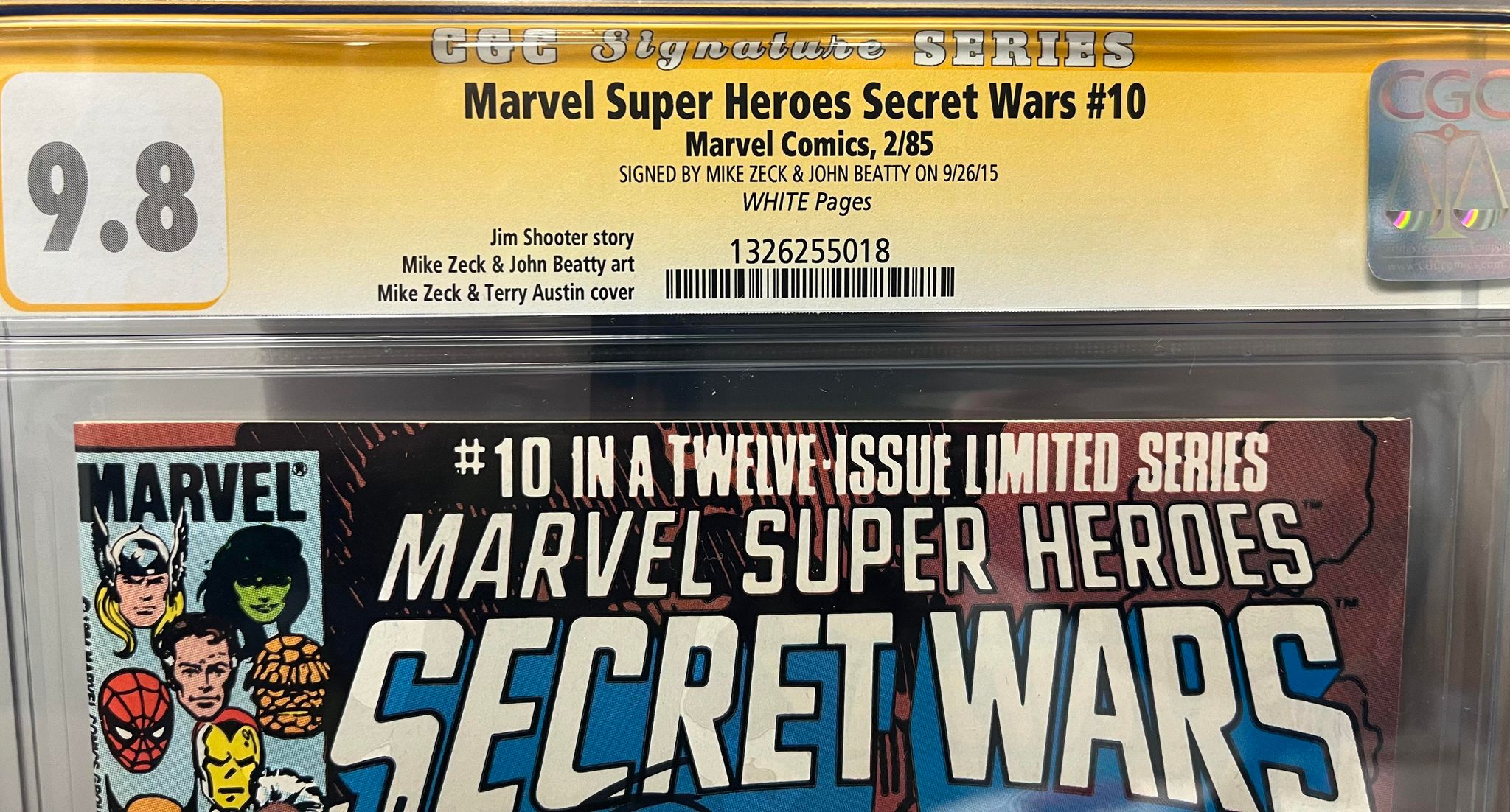 Marvel Super Heroes Secret Wars 8 poster/print signed by Mike hot Zeck & John Beatty