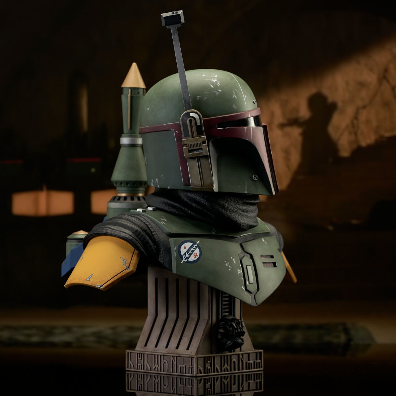 https://www.collectorzown.com/cdn/shop/products/gentle-giant-star-wars-the-mandalorian-boba-fett-legends-in-3d-12-scale-bust-841362_1280x1280.jpg?v=1701441871