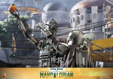 PRE-ORDER: Hot Toys Star Wars The Mandalorian IG-12 Sixth Scale Figure - collectorzown